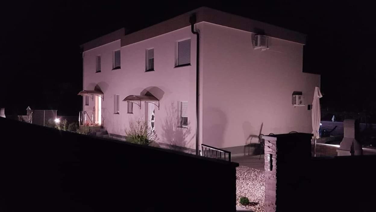 Holiday House "Sabine Green" Skrbčići Εξωτερικό φωτογραφία